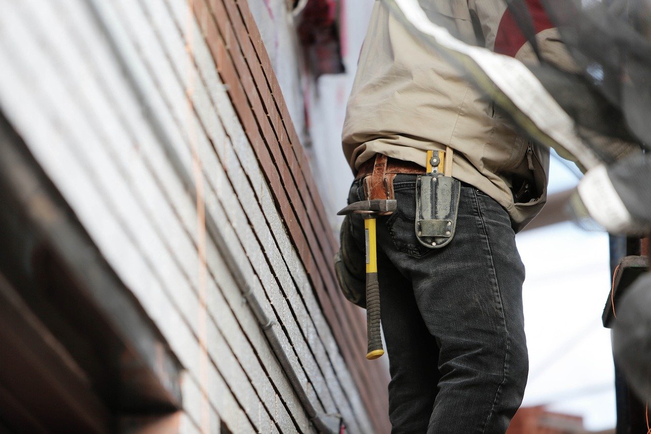Bauarbeiter Handwerker Wohnung renovieren Tipps Tricks