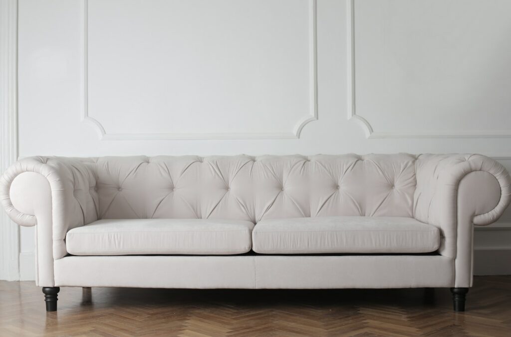 Sofa modern hochwertig edel elegant 4 Personen Sofas kaufen Worauf beim Kauf achten