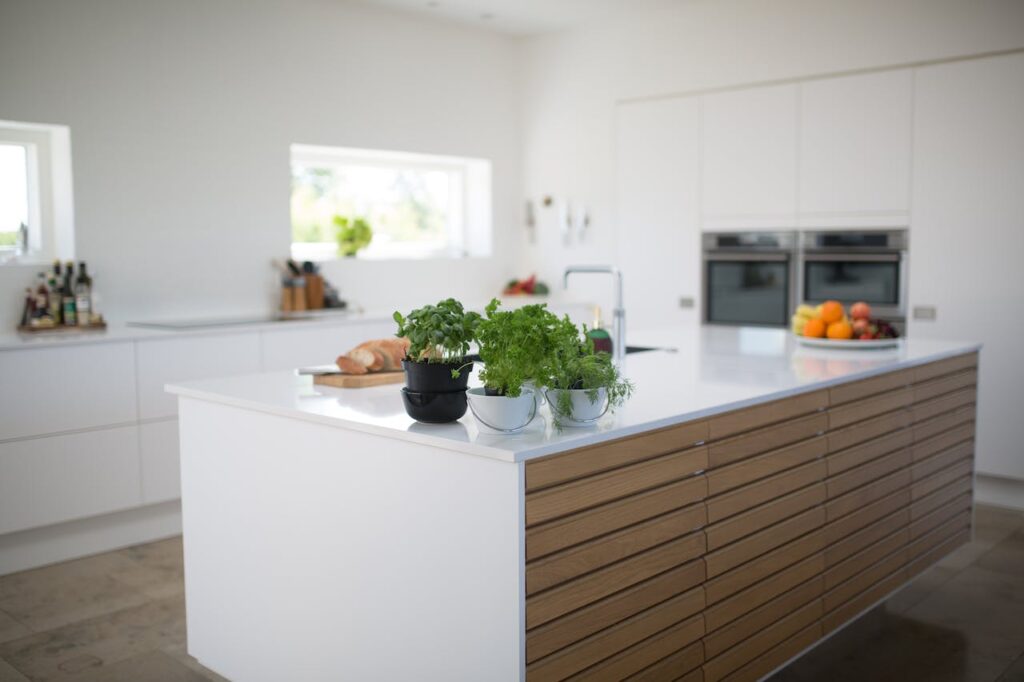 Küche moderne Einrichtung Küche als Lebensmittelpunkt Wohnen und Kochen stilvoll miteinander kombinieren